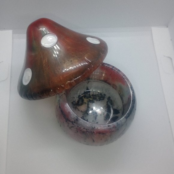 Handmade Mushroom jars each one of a kind - Picture 4 of 8